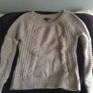 American Eagle sweater
